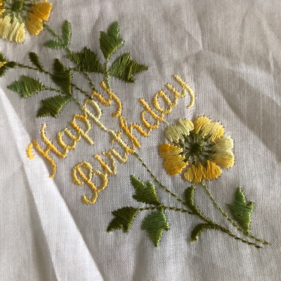 Extremely Elegant Cotton VTG Handkerchiefs Floral - Picture 10 of 14